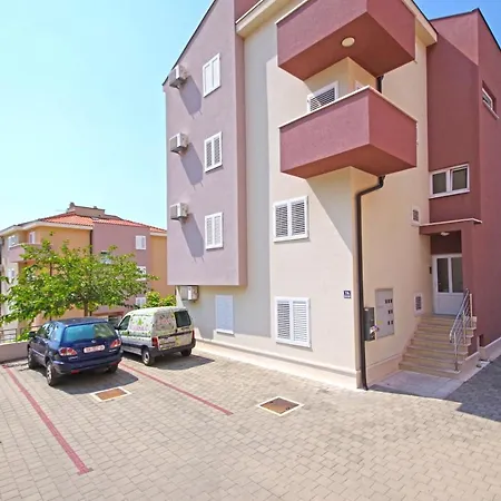 Cezar * Makarska