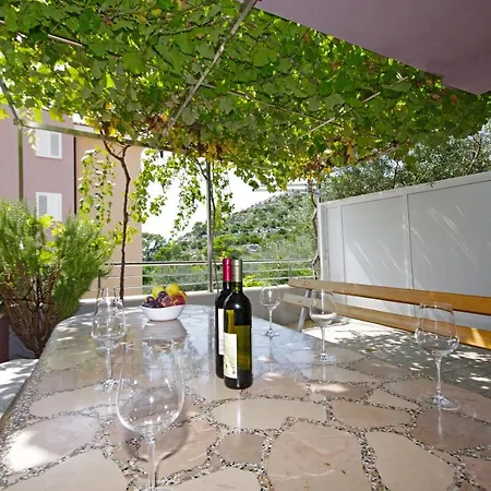 Cezar Apartman Makarska