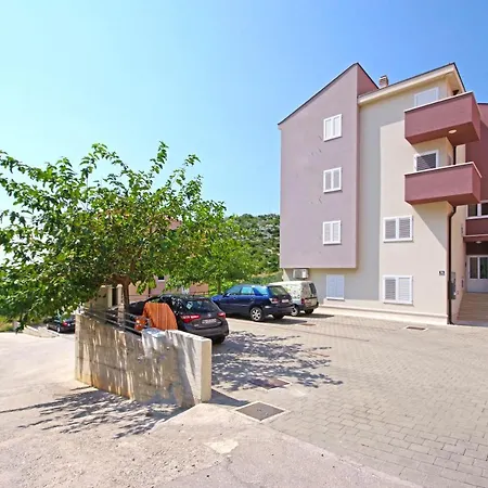 Cezar * Makarska