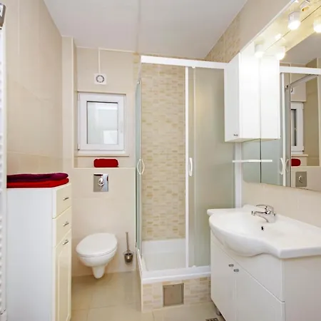 Cezar Apartman