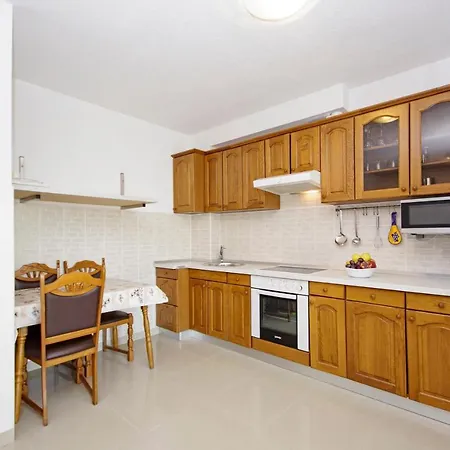 Apartment Cezar